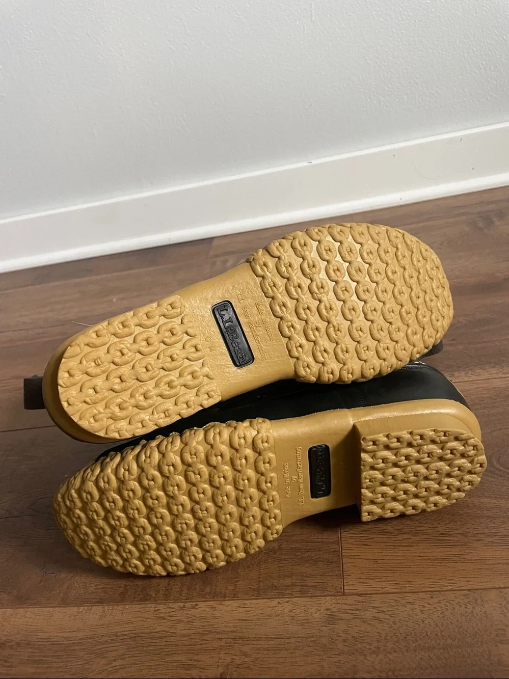 L.L. Bean Bean Boots Men’s 8